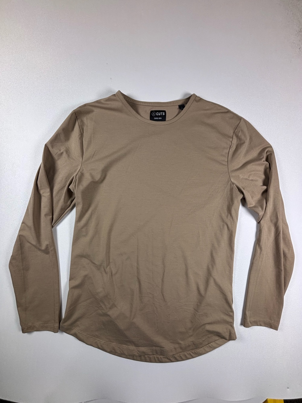 CUTS Curve Hem Men's Long Sleeve Crewneck Shirt - Khaki - L
